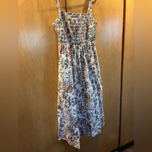 Old Navy cotton, backless sundress with pockets.